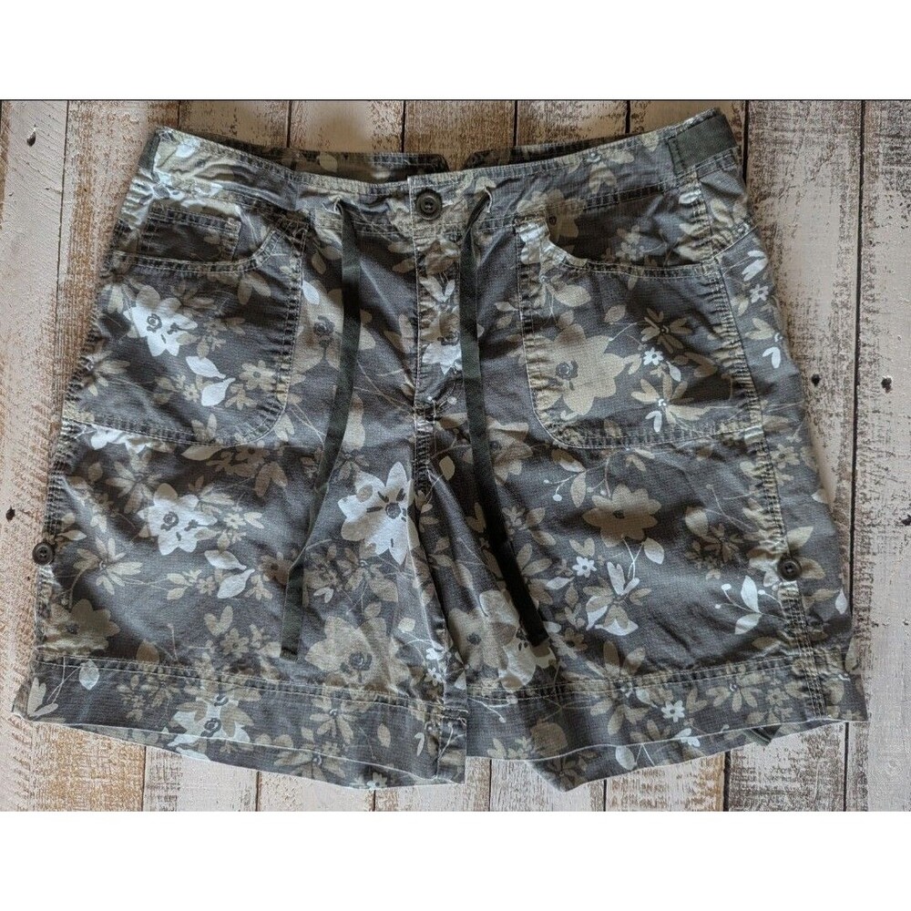 Gloria Vanderbilt Green Tropical Floral Shorts Cuffed Cuff Sz 12 Women's